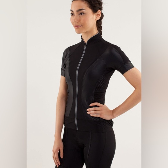 NWOT Lululemon Paceline Jersey in Black - Picture 2 of 10